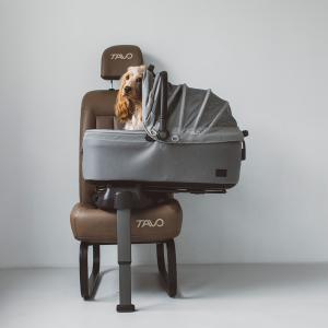 【犬　シート】TAVO Maeve メイブ ＋ ベース 7X　シンプル　おしゃれ　ペットシート　車　ペット用　おしゃれ　安全　旅行　ペット用チャイルドシート
