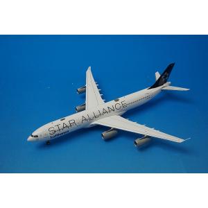 1/400 B747-8F キャセイパシフィックカーゴ 香港トレーダー B-LJA