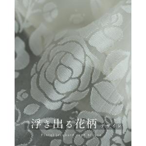 浮き立つ花柄のケープデザインブラウストップスの詳細画像1
