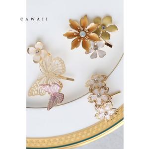 いつものスタイルに咲かせる花と蝶々のヘアアクセサリー