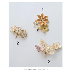 いつものスタイルに咲かせる花と蝶々のヘアアクセサリーの詳細画像3