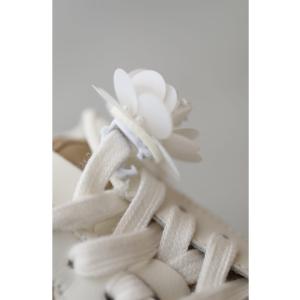 靴に一花添えるクリップ型フラワーアクセサリーの詳細画像5