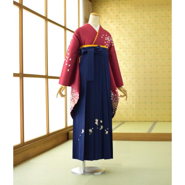 卒業式 袴 レンタル 女性  着物 赤桜の架橋  袴 紺刺繍入り レディース 身長 152cm〜16...