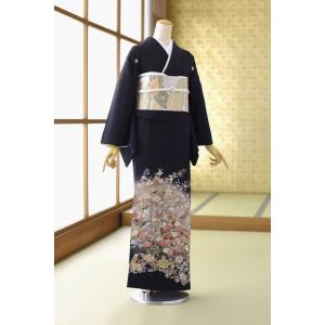花嫁　引き振袖と両面丸帯2点と小物5点セットを2点 楽天市場】引き振袖レンタル〔花嫁衣装〕白黄金に華燭の慶び吉祥