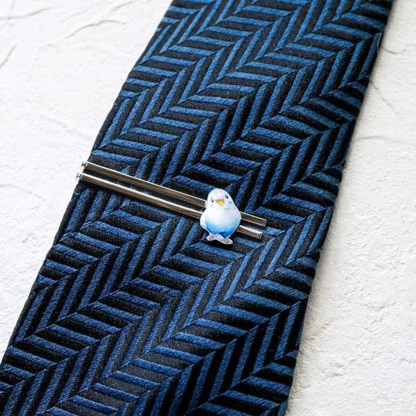 リュネット セキセイインコ ブルー 首かしげ ぷくぷく ネクタイピン 手乗り小鳥