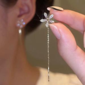 ピアス レディース 花 フラワー 揺れる ロング チェーンピアス アメリカンピアス キュービックジルコニア 18kコーティング 金属アレルギー対応 爆買