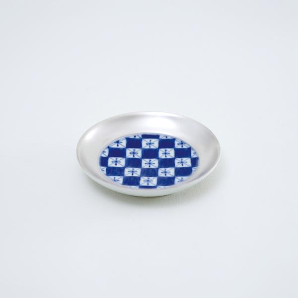 有田焼 小皿 銀彩染付市松　3.3寸段入小皿【福珠窯（有田焼窯元）】
