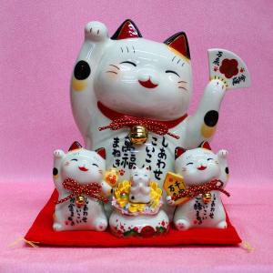 招き猫 置物 開運 縁起物 金運 貯金箱)常滑焼 招き猫（黒10号 左手