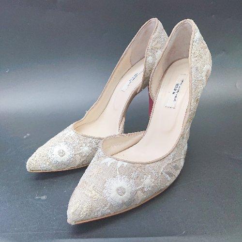 ◇ Vll Xll XXX セブントゥエルブサーティ パンプス サイズ22.5 ベージュ レディース...