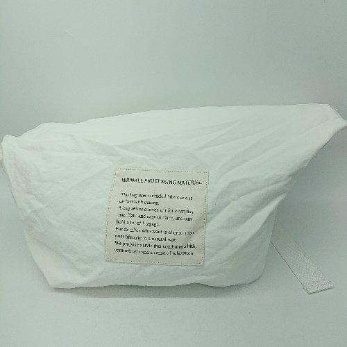 ◇ Θ WRINKLE PROCESSING MATERIAL しわ加工 ショルダーバッグ ホワイト...