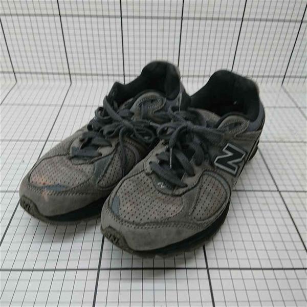 ◇ Θ ニューバランス New Balance M2002R グレー系 スニーカー 24cm メンズ...