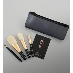 熊野筆 筆の心 化粧筆 5本セット 専用ケース付き 箱入り メイクブラシ