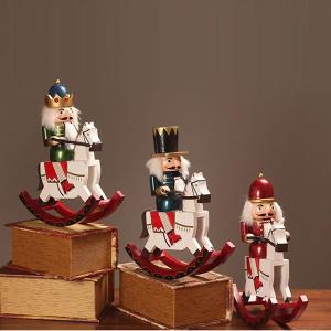 くるみ割り人形 木製 置物 クリスマス オーナメント 王様 兵士 伝統工芸 くるみ割り人形 木工品☆置物贈り物 装飾兵士 王様人形 ラッキー 人形