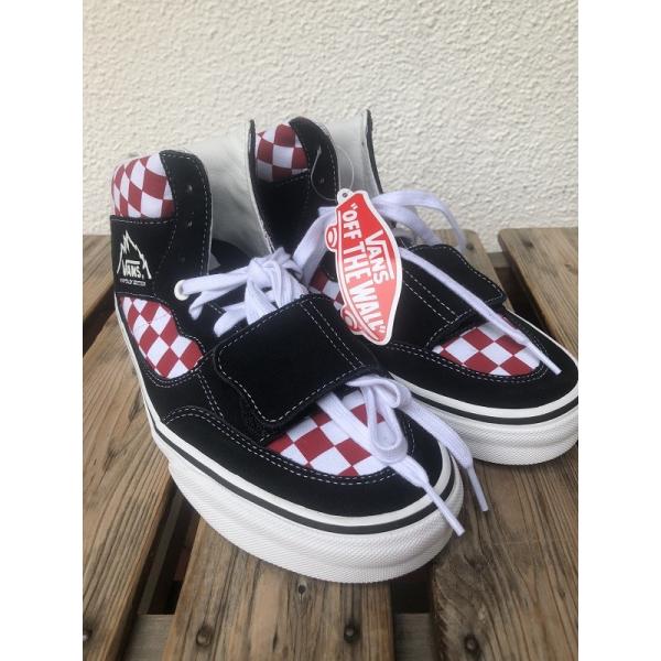 VANS Mountain Edition BLACK