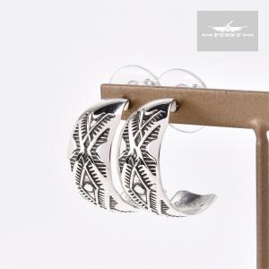 FUNNY公式ストア ナバホ族 スタンプワーク ハーフフープ ピアス インディアンジュエリー スターリングシルバー 925 NAVAJO プレゼント ファニー メール便可
