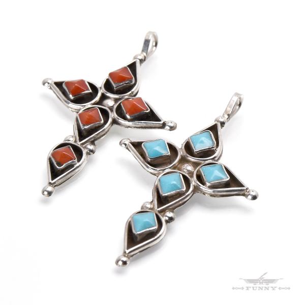 FUNNY公式ストア ズニ族 クロス ペンダント トップ ターコイズ コーラル 天然石 トルコ石 ス...