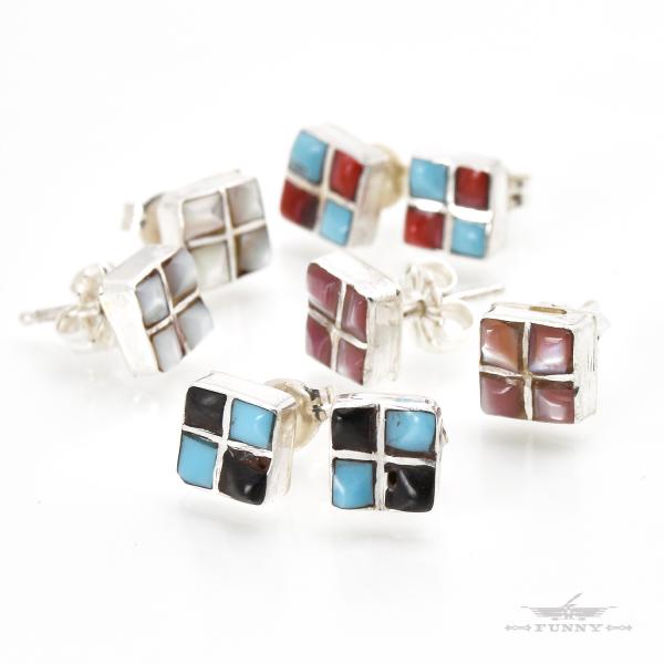 FUNNY公式ストア ズニ族 スクエア スタッズ ピアス ジェット ターコイズ コーラル シェル マ...