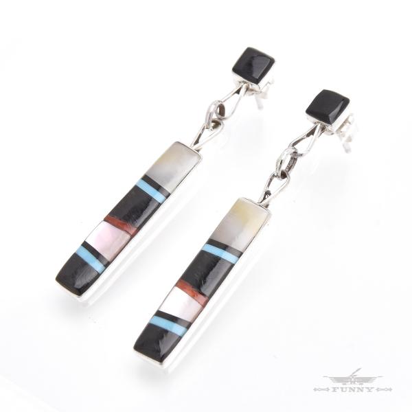 FUNNY公式ストア ズニ族 Bobby Sanchez マルチ インレイ ピアス スターリングシル...