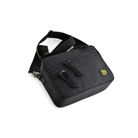 ふるさと納税 VanNuys 完全無欠のWファスナーサブバッグ／ワイド ウエストバッグ ウエストポー...