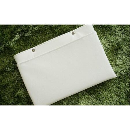 ふるさと納税 PVCレザーパソコンケース（クラッチバッグ）「match」13インチ用（ホワイト） N...
