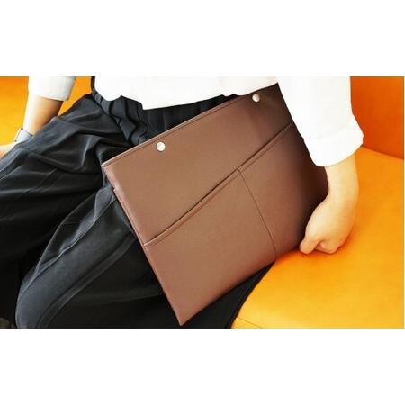 ふるさと納税 PVCレザーパソコンケース（クラッチバッグ）「match」13インチ用（ブラウン） N...