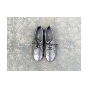 ふるさと納税 軽量メダリオンシューズ　【ガンメタリック / サイズ　22.5センチ】 兵庫県神戸市