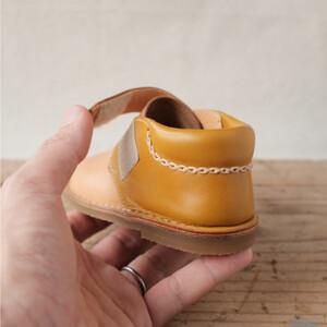 ふるさと納税 柔らかく履かせやすい本革製ベビー...の詳細画像2