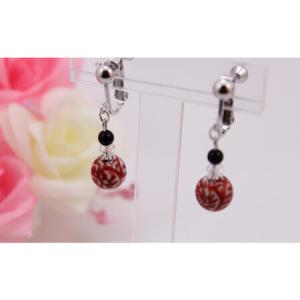 ふるさと納税 二宮閑山 有田焼赤たこ唐草紋様イヤリング おしゃれ アクセサリー 磁器 A15-368 佐賀県有田町