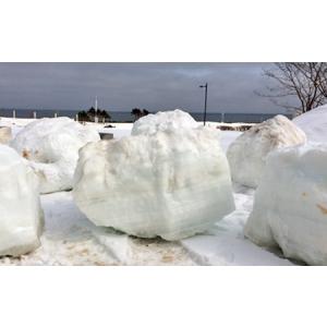 ふるさと納税 2000-3 オホーツク海の流氷（約１トン） 北海道紋別市