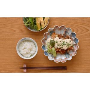 ふるさと納税 有田焼 文青 錦菖蒲 菊形6.5...の詳細画像1