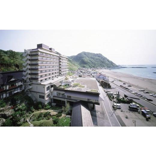 ふるさと納税 宿泊券 旅館・民宿 山形県 鶴岡市  令和7年産 コシヒカリ (精米) 10kg×KA...