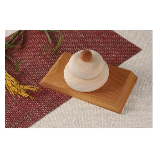 ふるさと納税 神奈川県 箱根町 箱根の木材と伝統技法を使って生まれた木製鏡餅