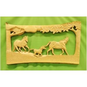 ふるさと納税 木工品・竹工品 和歌山県 串本町 Art］慈愛（馬の親子） 県展入選作 ／ 木彫り 彫刻 アート 作品 hms047