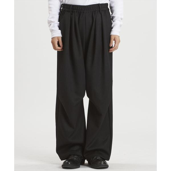 NO ID. ノーアイディー　ツータックイージーパラシュートトラウザーズ　特別価格