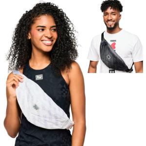 ズンバ ZUMBA ロゴ クロスボディバッグ ユニセックス 取り寄せ