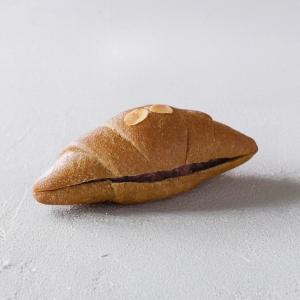 抹茶あんバターロール 糖質7.0gの商品画像