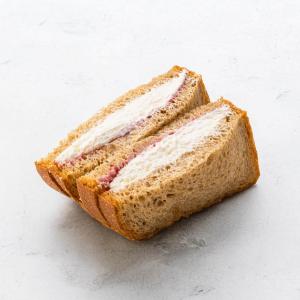 生クリームサンドwith無糖イチゴジャム 糖質3.8g/個