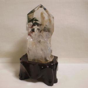 ルチルクォーツポイント（針水晶六角柱）ゴールドルチル 天然石 原石