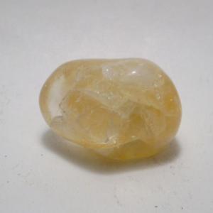 シトリン（黄水晶）原石・タンブル・太陽を象徴する石 希望を与えて
