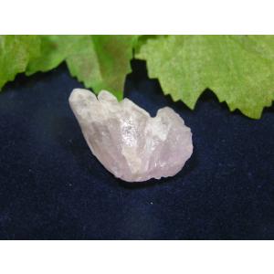 超希少】2Aローズクォーツ クラスター約19ct 紅石英 結晶 原石