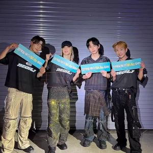 SHINeeWORLD 韓流グッズ 2024 ...の詳細画像1