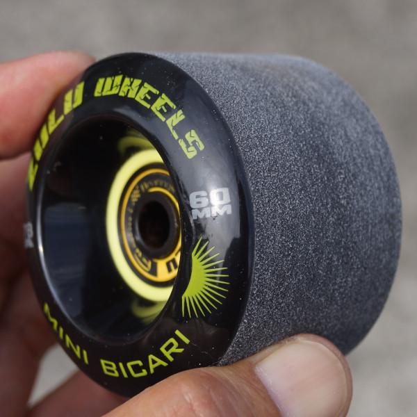 ミニビカリ 78a 60mm スライドソフトウィール / カービングからの楽々スラッシュ＆スライドが...