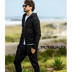 1PIU1UGUALE3 RELAX カモ×ペイズリー柄パーカー メンズ スウェット