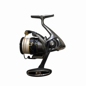 ポイント2倍 シマノ 16ヴァンキッシュ C3000HG B 中古品 : 東海 ポイント2倍 シマノ 16ヴァンキッシュ C3000HG B 中古品 : 東海