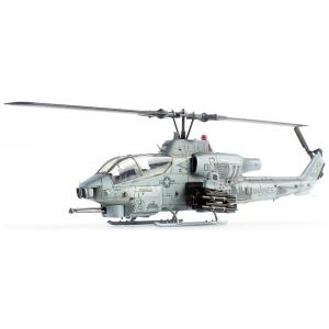 ドリームモデル 1/72 アメリカ海兵隊 AH-1W スーパーコブラ 後期型 プラモデル DMO72...