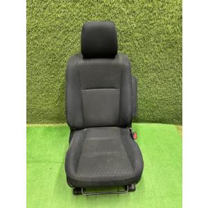 DAA-ZWR80G-BPXGB  ヴォクシー  ドライバーシート  運転席　品番：71071-28...