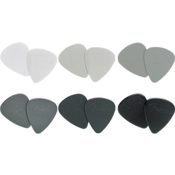 Fender/ピックNylon Picks-12枚入り【フェンダー】【メール便OK】