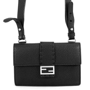 フェンディ ショルダーバッグ セレリア バゲット スリム クラッチ 7M0295 FENDI ポーチ クラッチ 黒 中古