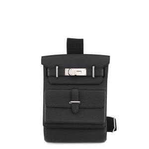 エルメス ボディバッグ ケリー アッカドPM アクセス ブラック/シルバー金具 トゴ K刻印 HERMES メンズ 黒 ハクセス 中古