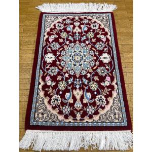 新品ペルシャ絨毯ナイン産 玄関マット 100%手織り本物 95×67 オススメ 手織りペルシャ絨毯/ナイン産美しい色柄の玄関マットサイズ╋滑り止め